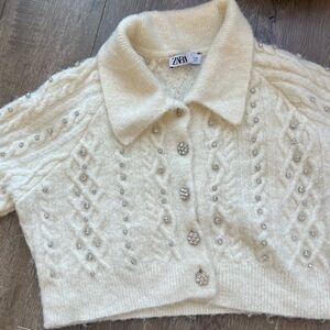 Zara Cream Cable Knit Cardigan with Collared Neckline